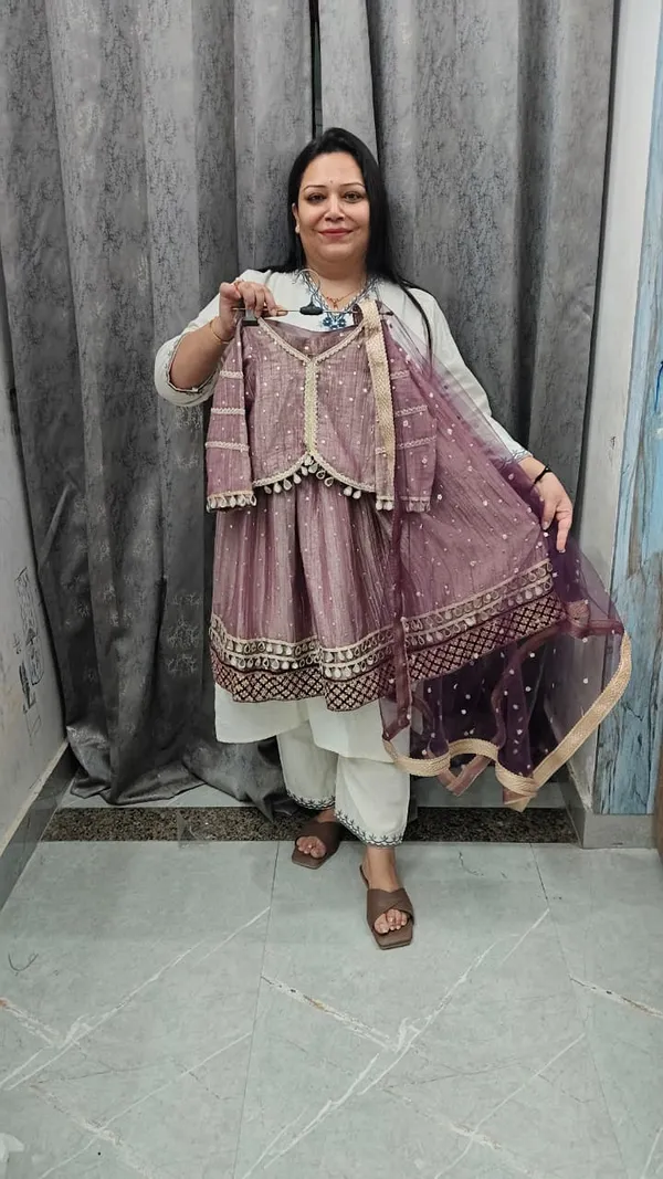 Luxury_Crush_Shimor_Heavy_Lehnga_Set_Moove_With_Wine_Duptta