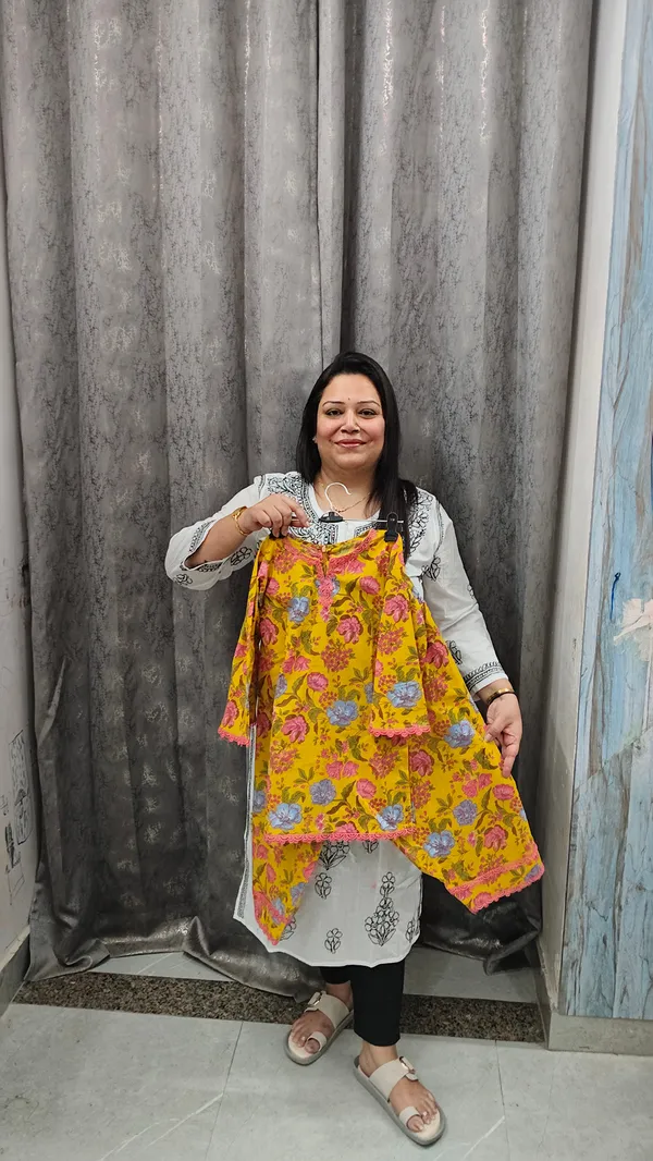 Viral_Farshi_Salwar_Suit_Pink_1
