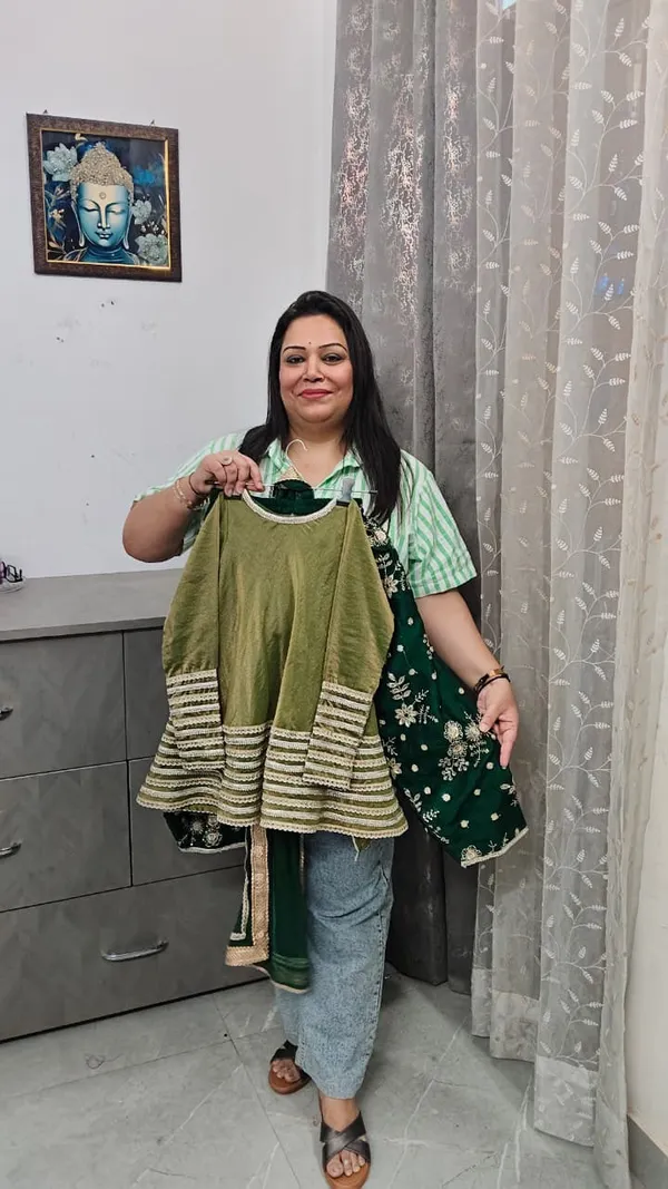 Luxury_Handwork_Farshi_Suits_Purple