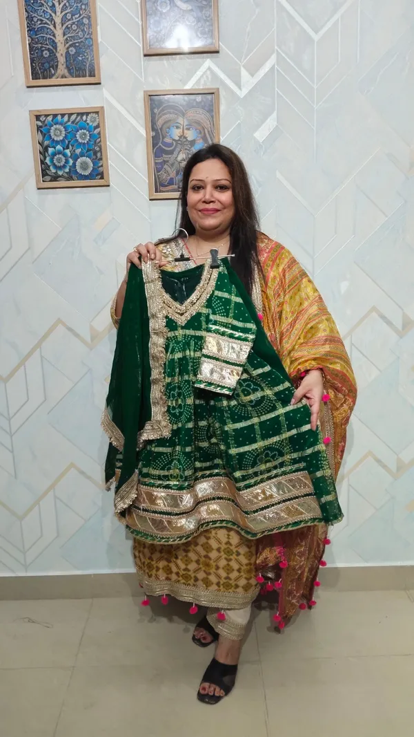 Gulnaar_Royal_Peacock_Blue