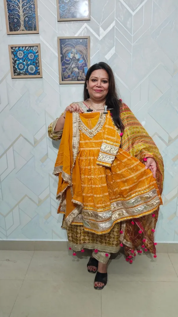 Gulnaar_Royal_Peacock_Blue