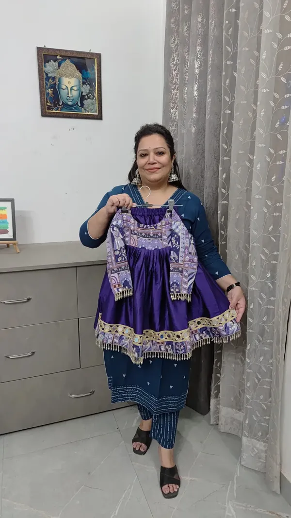 Purple_Silk_Embellished_Frock_Suit_For_Kids