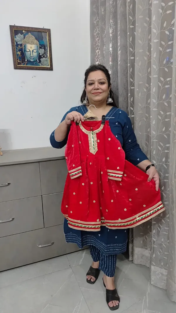 Red_Silk_Zari_Handwork_Frock_Suit_For_Kids