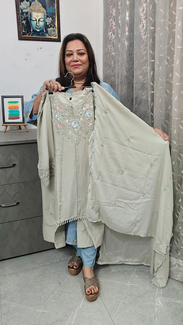 Chandni_Luxury_Chinon_Handwork_Farshi_Suits