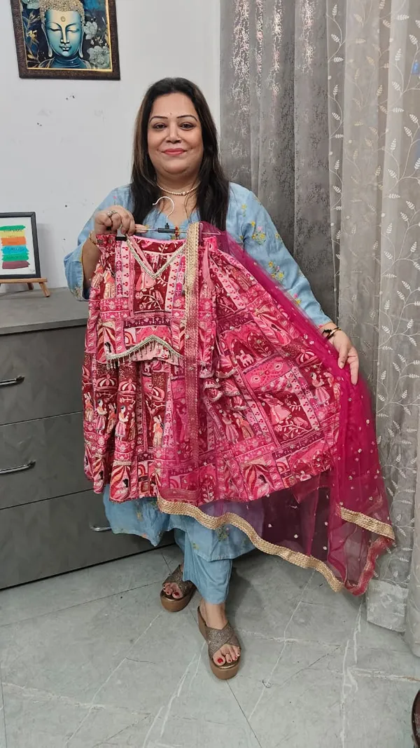 Pink_Silk_Handwork_Sequin_Dupatta_Lehenga_Set_For_Kids