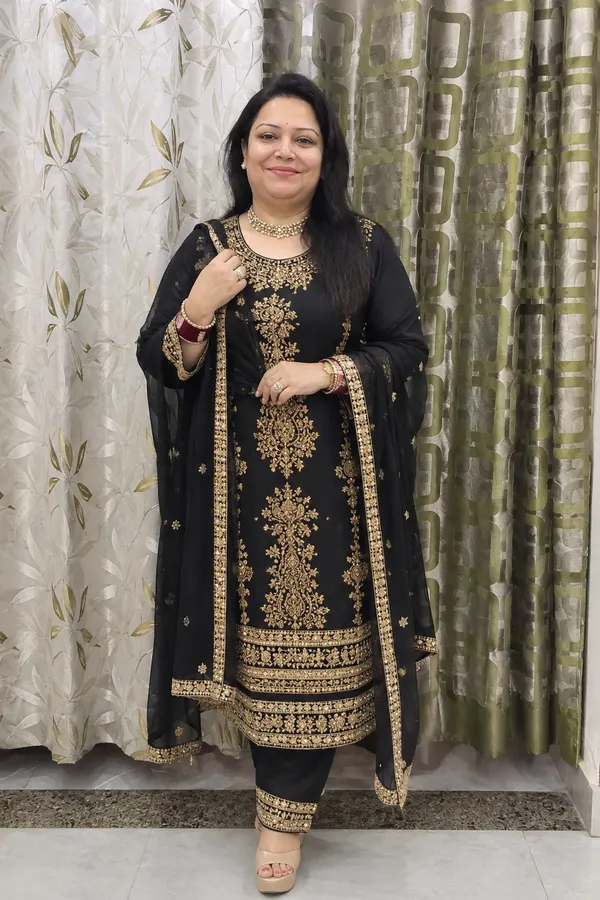 Georgette_Hand_Embroidery_Suit_For_Women