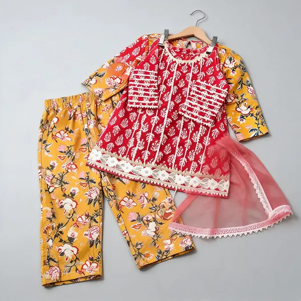 Red_Pure_Cotton_Block_Print_Pakistani_Suit_Set_For_Kids
