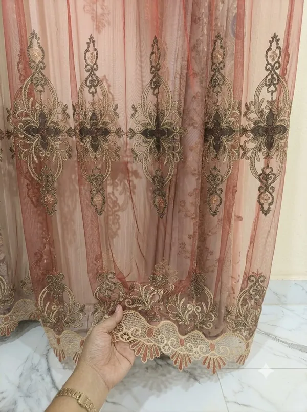 Net_Embroidered_Floral_Pattern_Curtain
