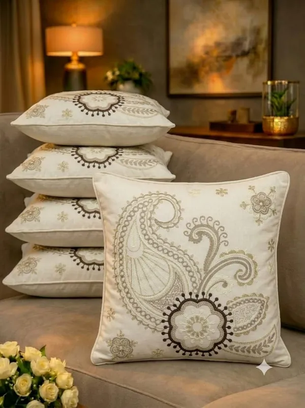 Paisley_Print_Square_Decorative_Cushion_Set