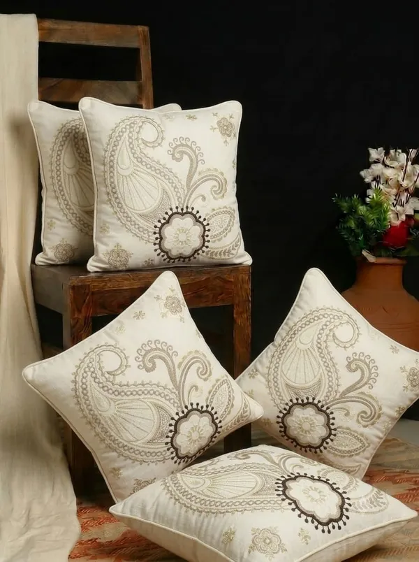 Paisley_Print_Square_Decorative_Cushion_Set