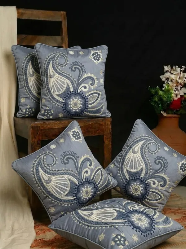 Polyester_Silk_Traditional_Paisley_Embroidered_Cushion_Covers