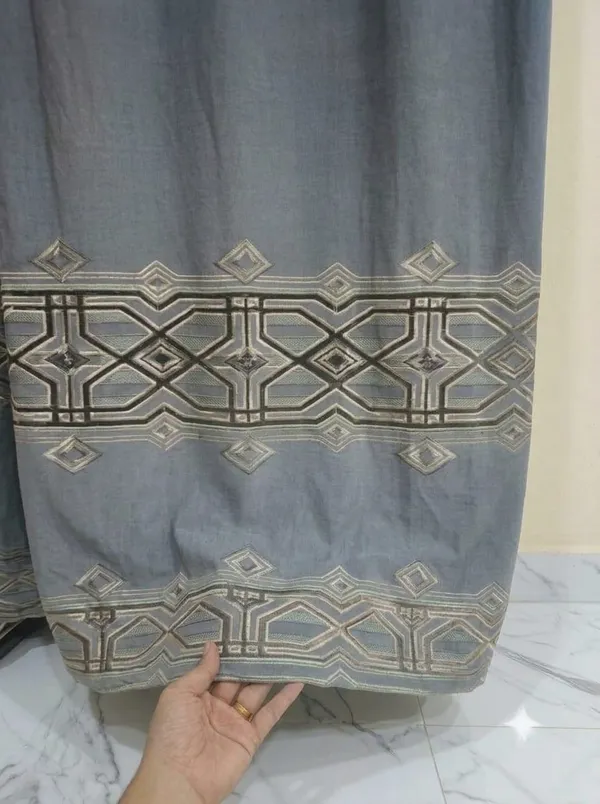 Grey_Geometric_Pattern_Curtain_Panel