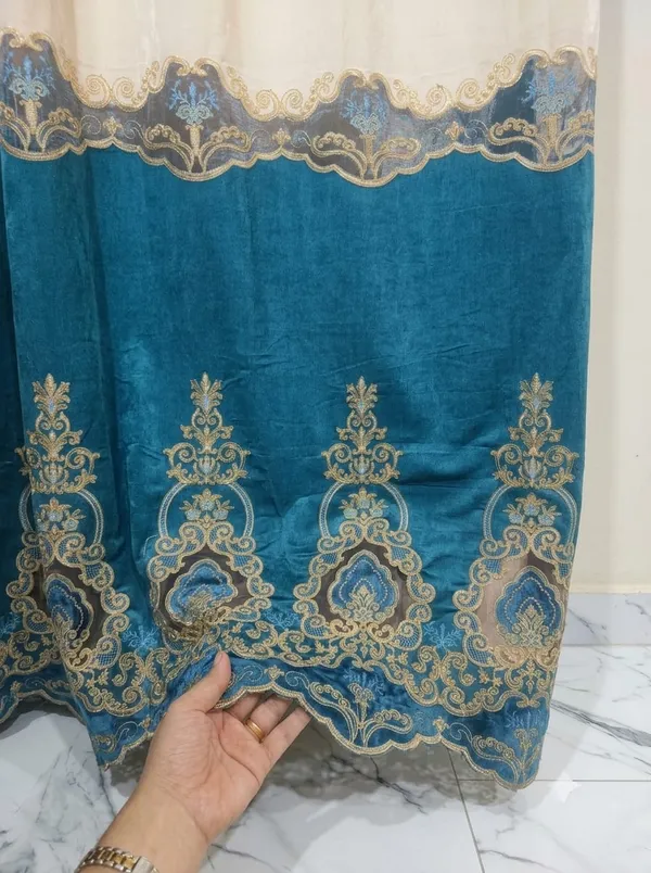 Blue_And_Cream_Ornate_Pattern_Eyelet_Curtain