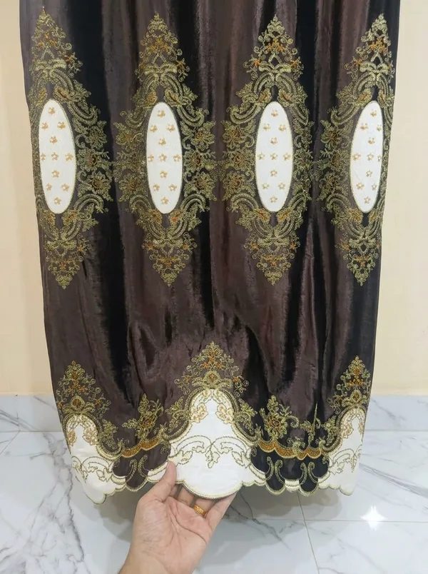 Brown_Embroidered_Pattern_Curtain