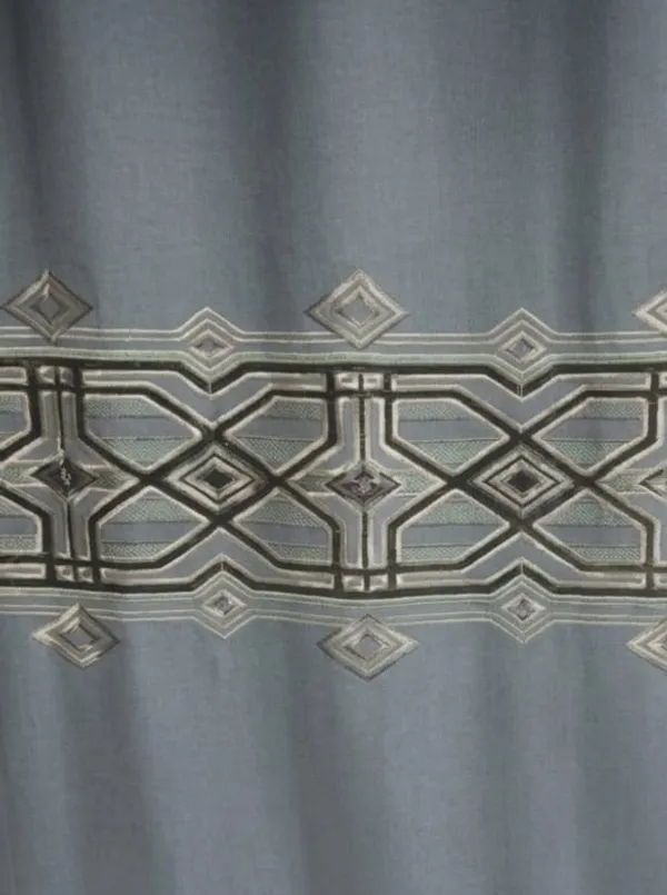 Grey_Geometric_Pattern_Curtain_Panel