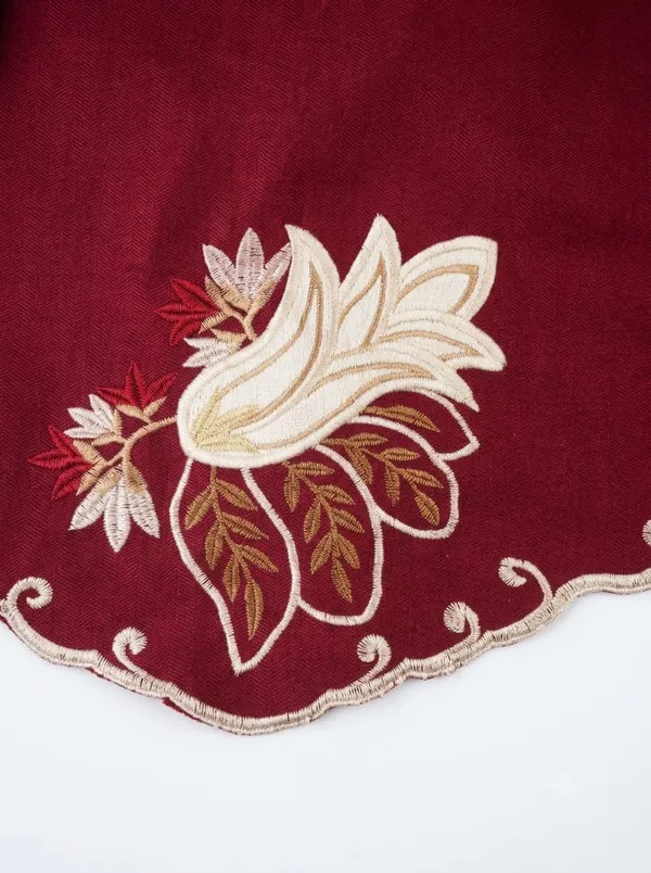 Fabric_Floral_Embroidered_Curtain