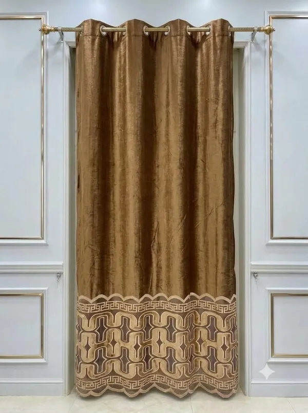 Velvet_Traditional_Geometric_Pattern_Curtain