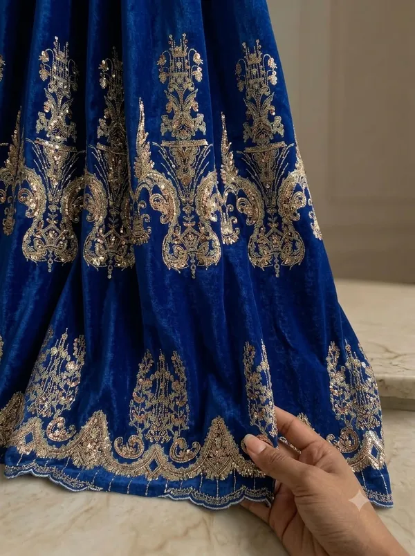 Blue_Velvet_Curtain_For_Home_Decor