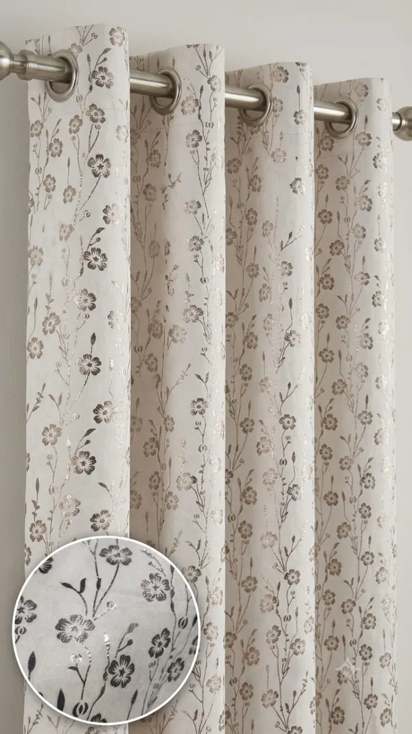 Cream_Velvet_Curtain_For_Home_Decor