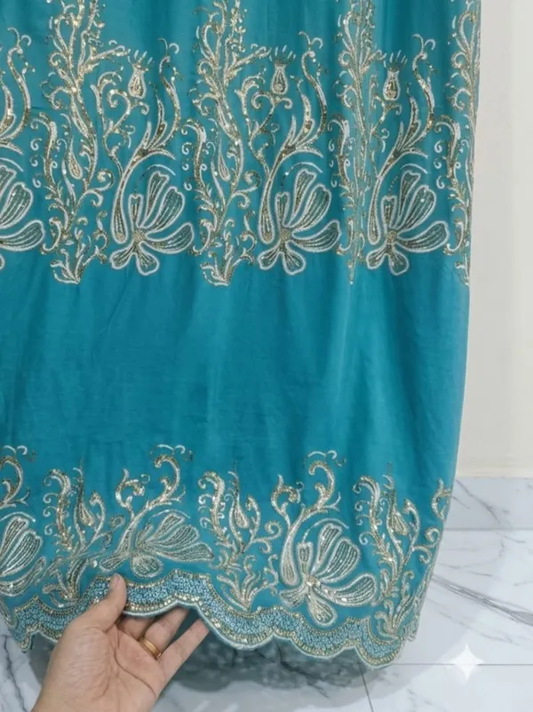 Teal_Embroidered_Floral_Pattern_Curtain