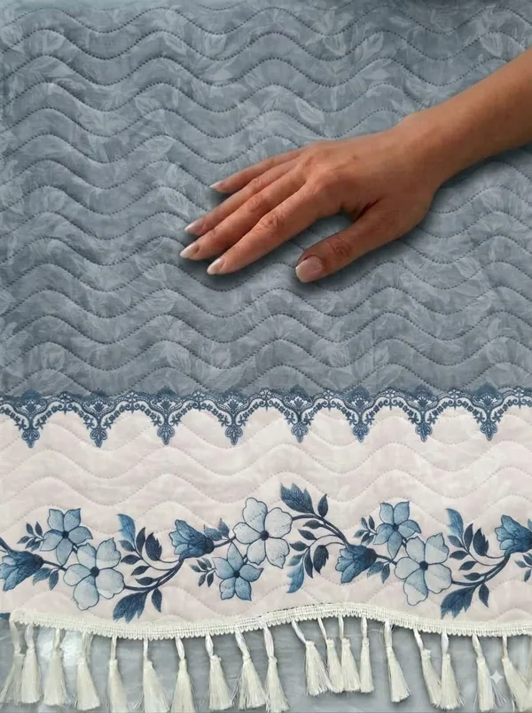 Blue_Quilted_Floral_Print_Single_Sofa_Seat_Cover