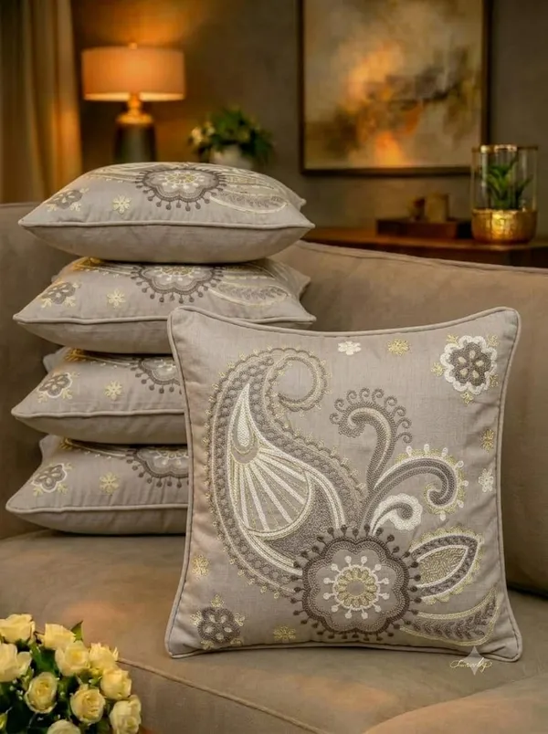 Fabric_Traditional_Paisley_16_Inch_Cushion_Cover