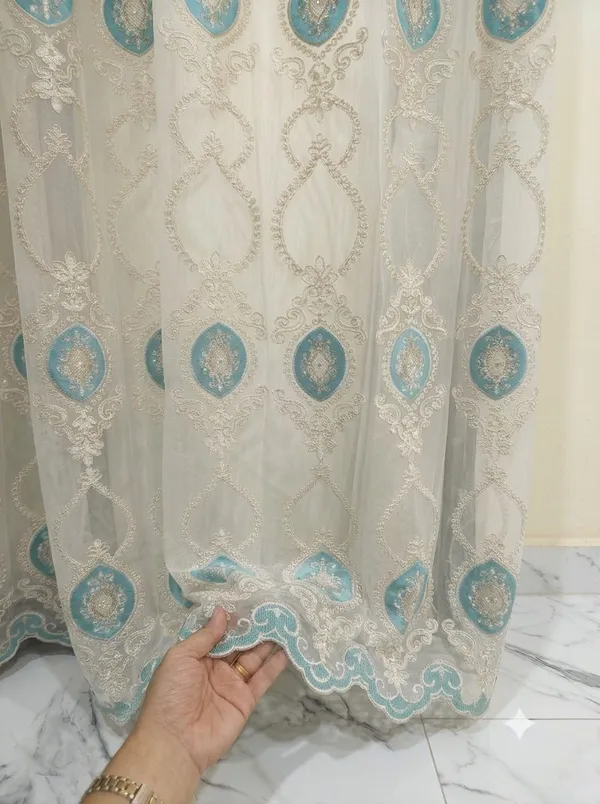 Net_Embroidered_Medallion_Pattern_Curtain
