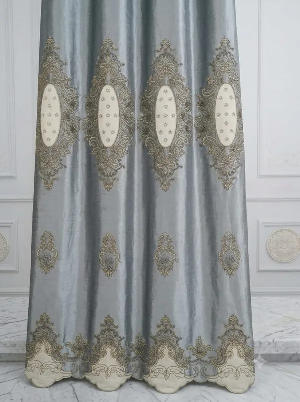 Grey_Decorative_Medallion_Pattern_Curtain