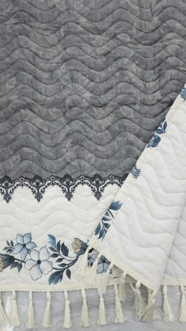 Quilted_Floral_Print_Sofa_Cover