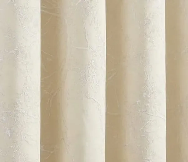 Cream_Textured_Floral_Pattern_Eyelet_Curtain