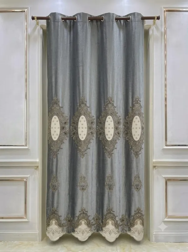 Grey_Decorative_Medallion_Pattern_Curtain