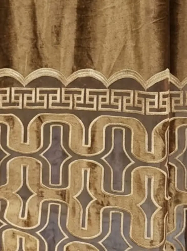 Velvet_Traditional_Geometric_Pattern_Curtain