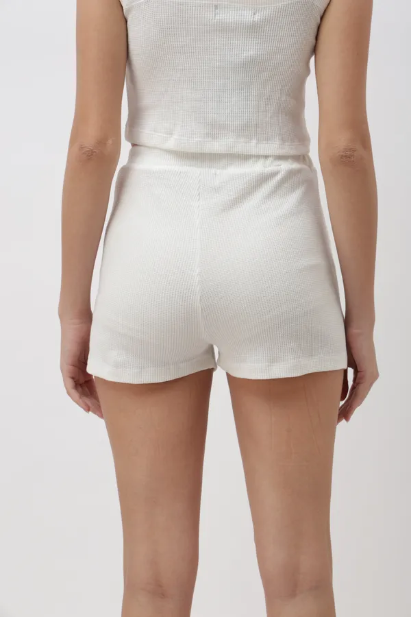 Noa_White_Ribbed_Shorts