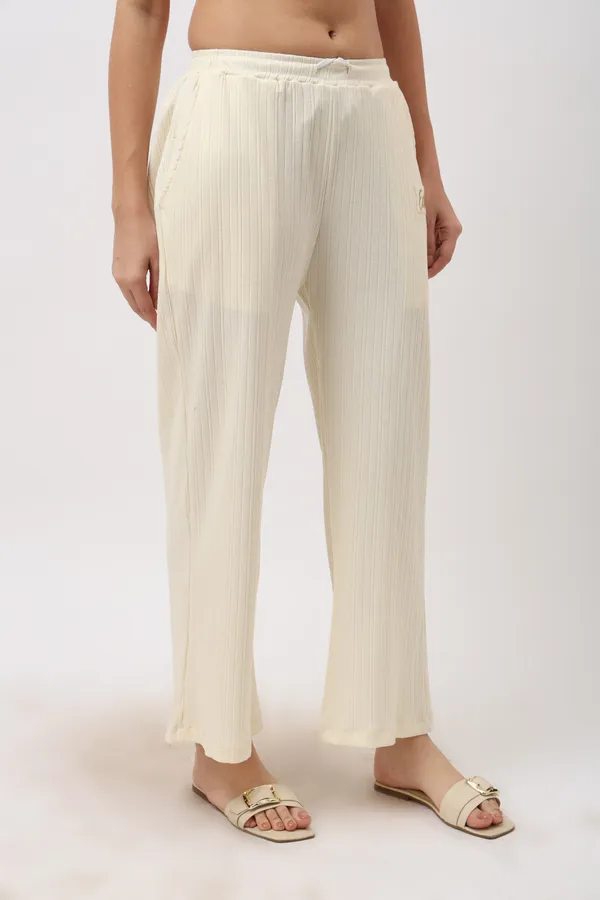 Tove_Off_White_Relaxed_Fit_Pyjama
