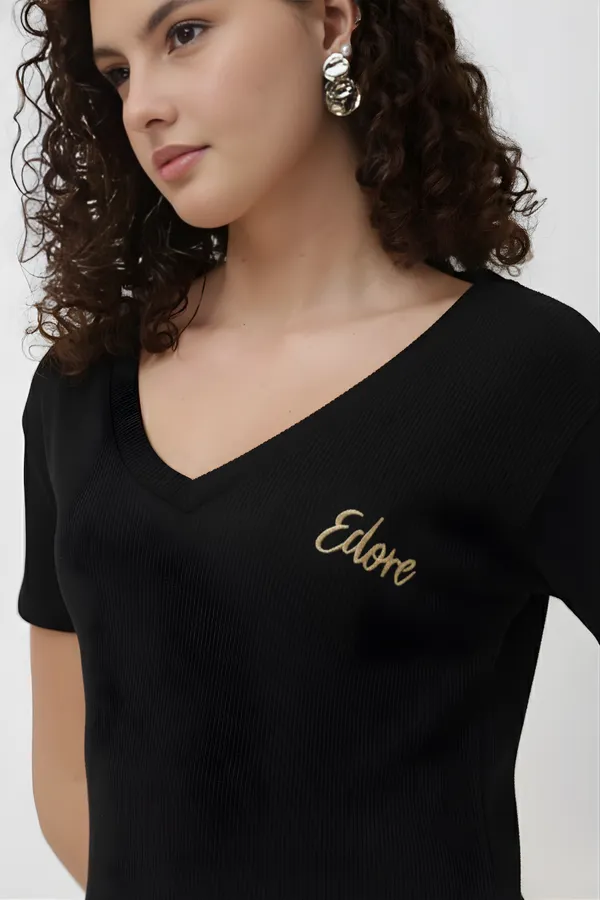 Rynel_Black_Ribbed_V_Neck_T_Shirt