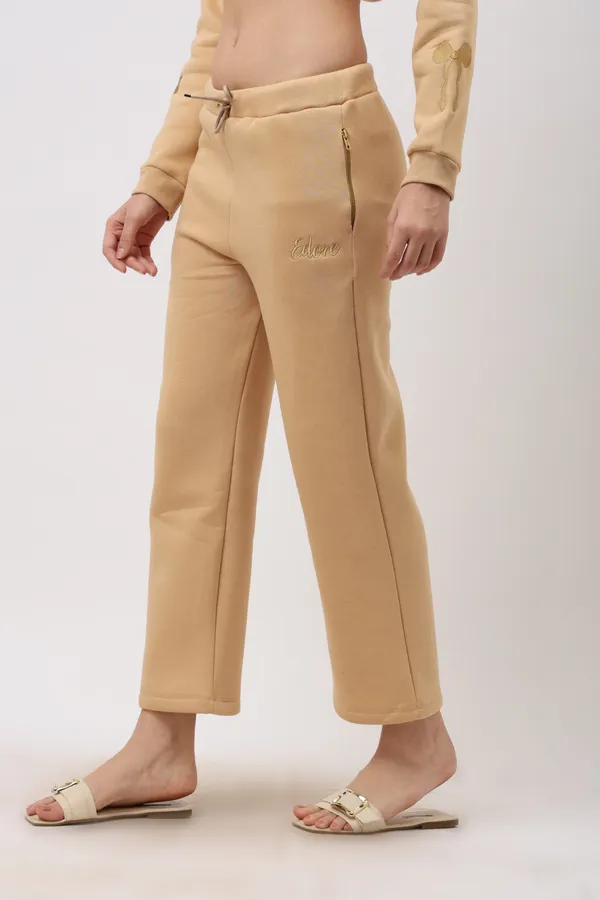 Cora_Straight_Fit_Pyjama_Beige