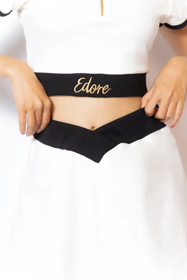 Roxane_Zip_Top_Black