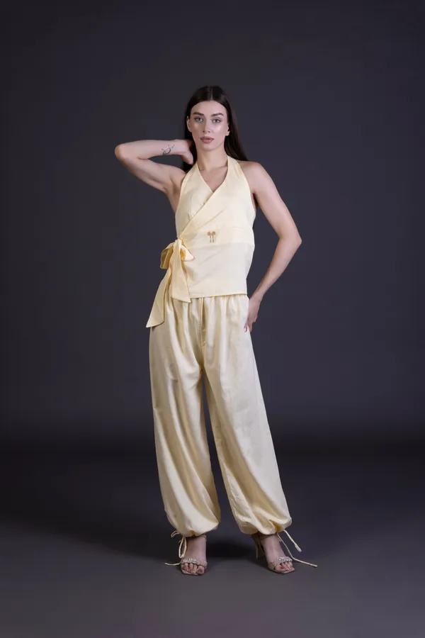 Freya_Linen_Halter_Top