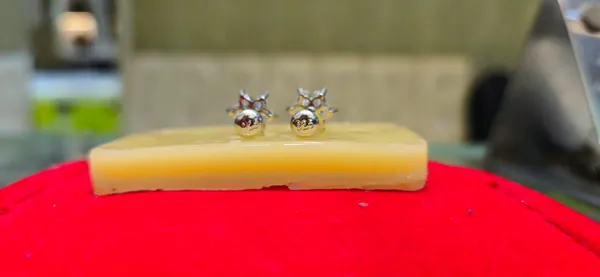 Silver-Tone_Star_Stud_Earrings_for_Women