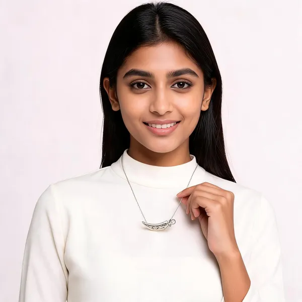 Silver_Ton_Katra_(Chaku)_Pendant