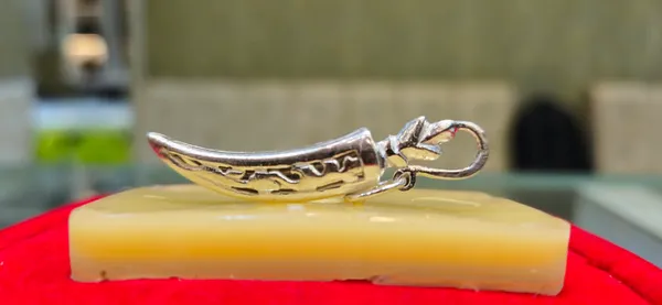 SILVER_JEWELLERY_KATAR_(TALWAR)_Talwar_Pendent