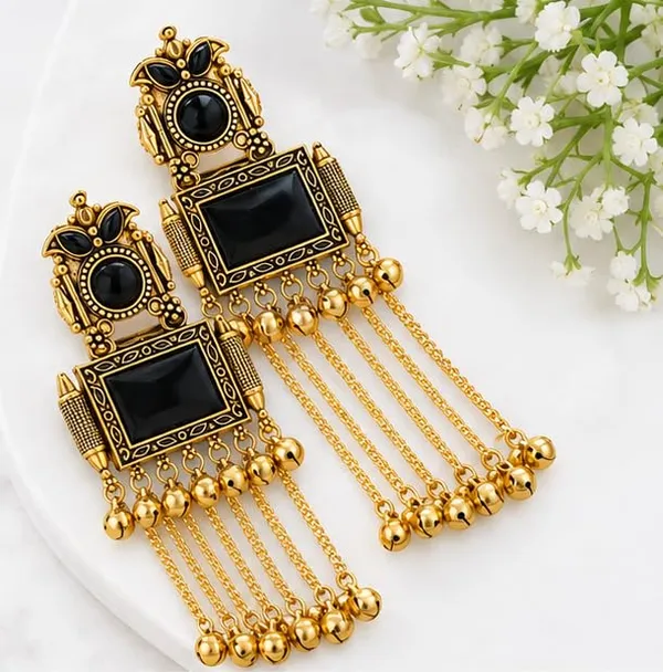 Gold_Plated_Jhumka_Earrings_For_Women