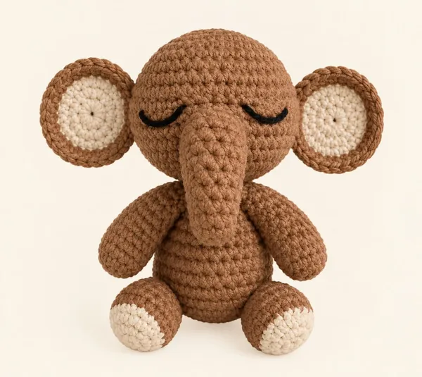 Transparent_Balloon_Bouquet_With_Crochet_Elliie_Brown