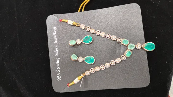 White_925_Silver_Necklace_Set_For_Jewellery