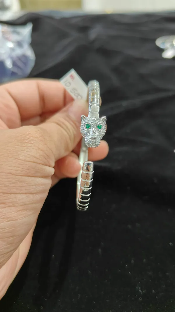 White_925_Silver_Kada_For_Jewellery
