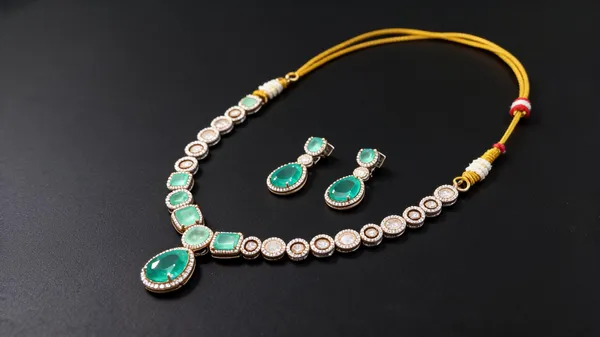 White_925_Silver_Necklace_Set_For_Jewellery