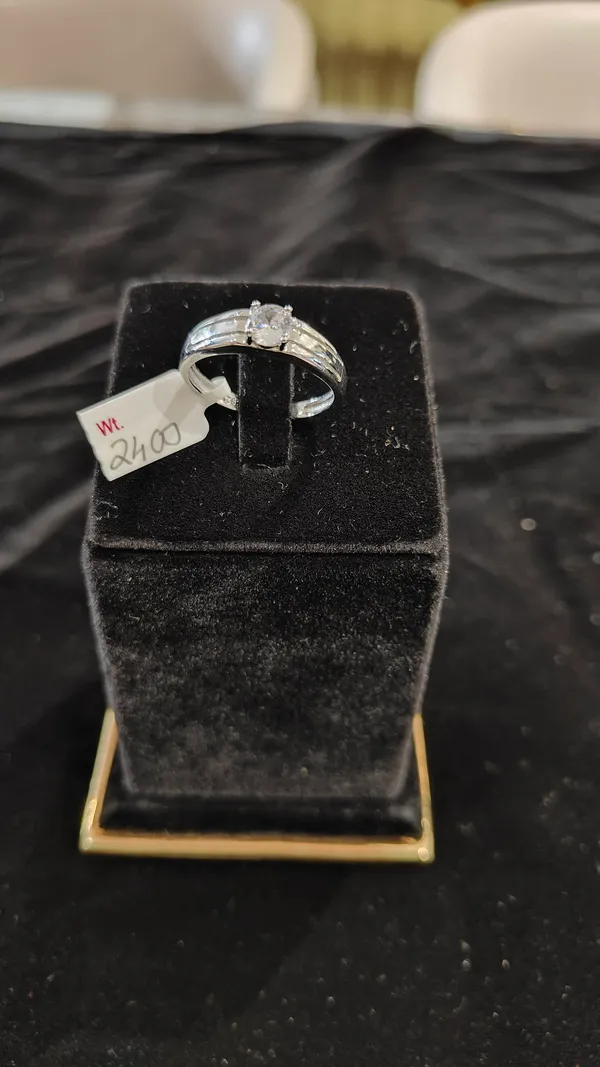 White_925_Silver_Ring_For_Jewellery