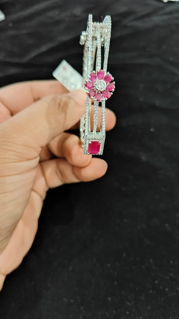 White_925_Silver_Kada_For_Jewellery