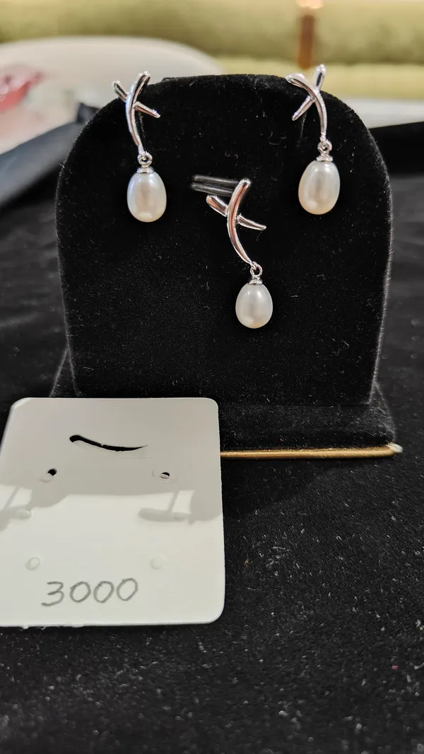 White_925_Silver_Pendant_Set_For_Jewellery