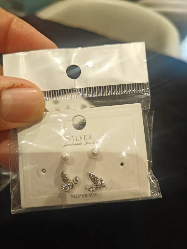 White_925_Silver_Stud_Earrings_For_Jewellery